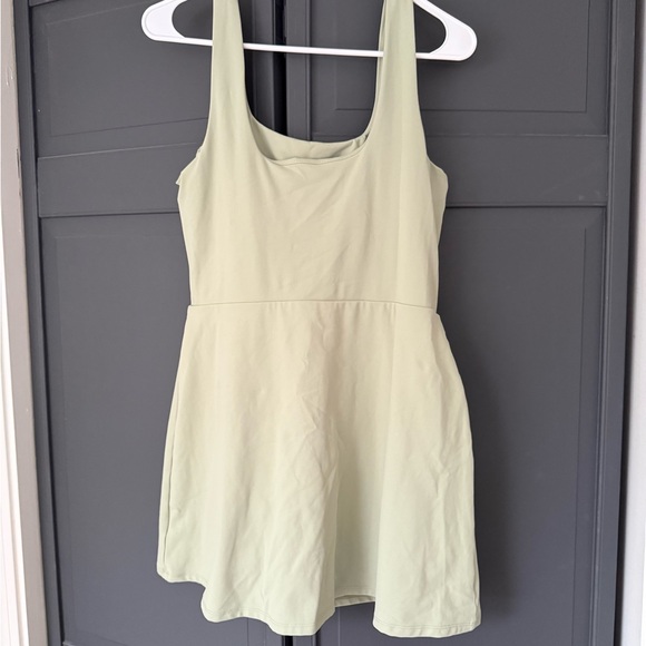 GAPFit Light Green Active Dress - Picture 1 of 3